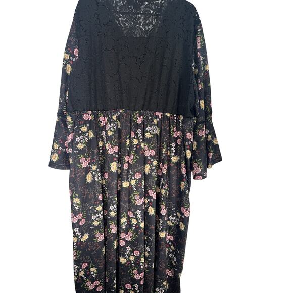 Boho Romance: Suzanne Betro Black Floral Dress – Size 4X - Picture 2 of 6